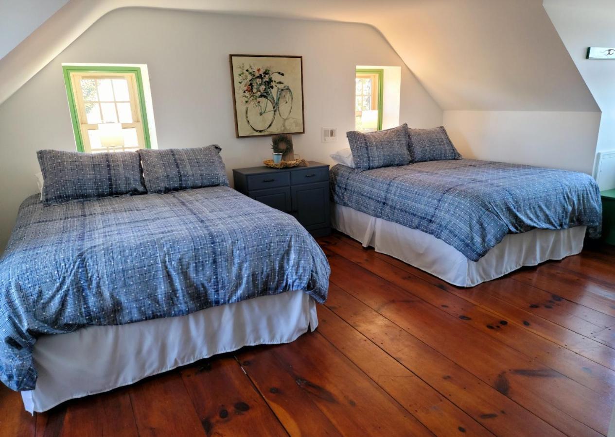 Downingtown Manor - 1900S Farmhouse With Creek Views 외부 사진